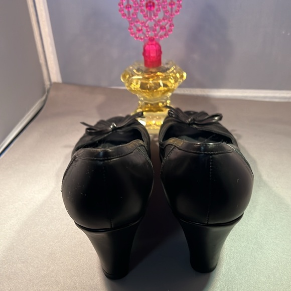 Stuart Weitzman Wedges - Picture 3 of 10